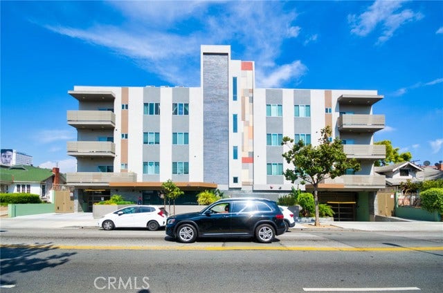 Property photo for 820 S Wilton PL, #304, Los Angeles, CA