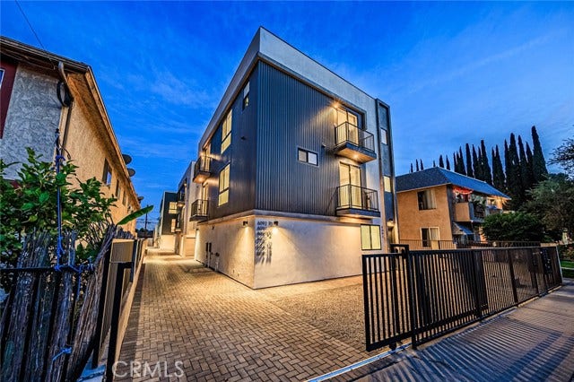 Property photo for 6094 La Prada, Los Angeles, CA