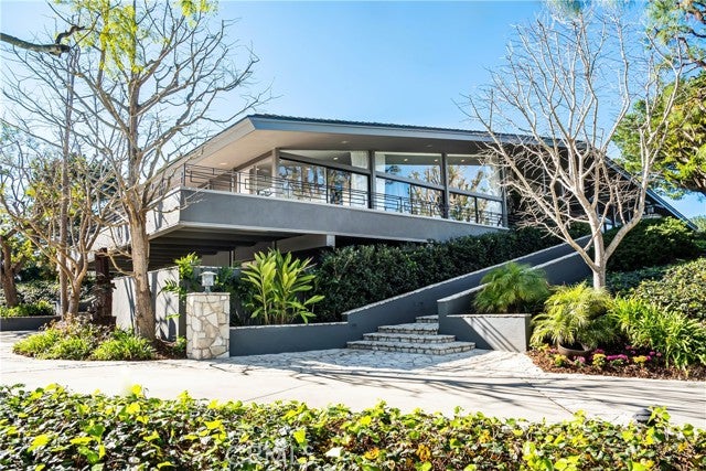 Property photo for 2104 Via Acalones, Palos Verdes Estates, CA
