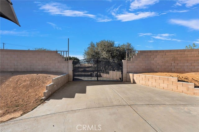 6980 Oak View CT, Oak Hills, CA 92344 6980 Oak View CT, Oak Hills, CA 92344