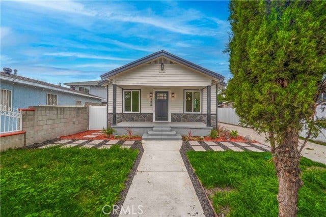 Property photo for 324 E 84th ST, Los Angeles, CA