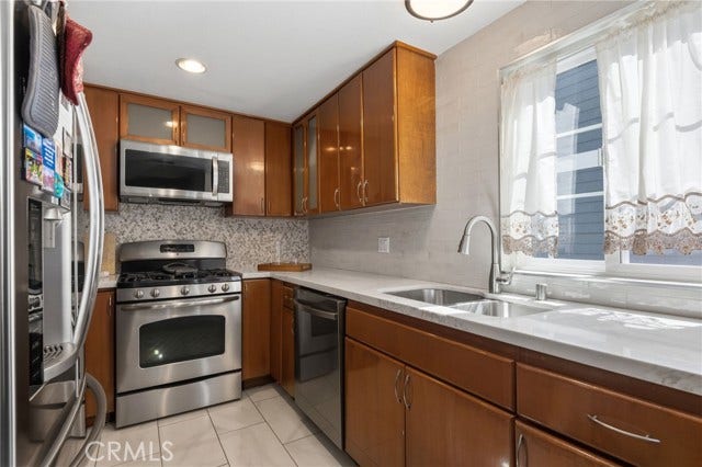 123 W Spring ST, #B, Long Beach, CA 90806
