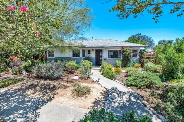 Property photo for 1135 W 10th Street, Santa Ana, CA