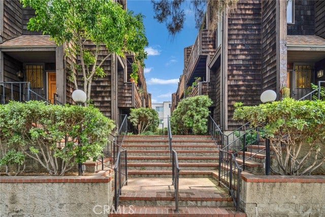 Property photo for 332 N 5th street, Burbank, CA