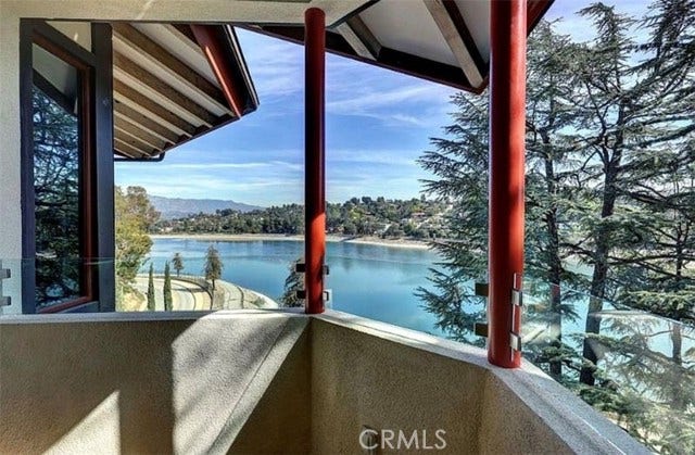 Property photo for 1954 Redesdale AVE, Los Angeles, CA