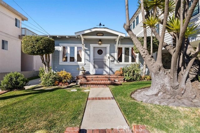 Property photo for 705 2nd Street, Hermosa Beach, CA