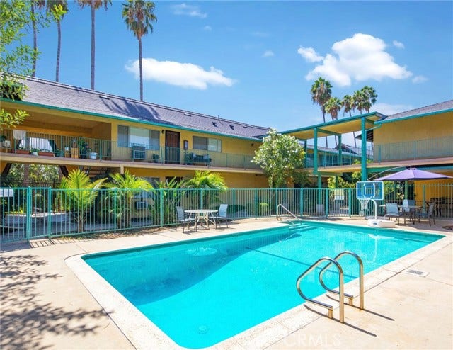 1817 E 2nd ST, Duarte, CA 91010