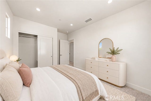 115 fairgreen, Irvine, CA 92618