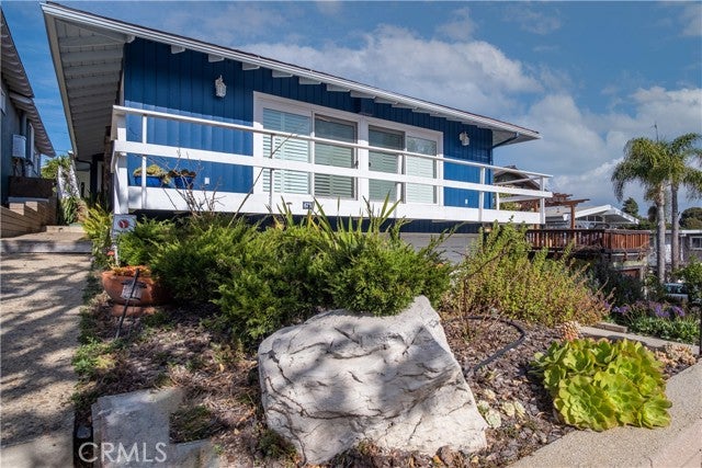 Property photo for 673 17th Street, Manhattan Beach, CA
