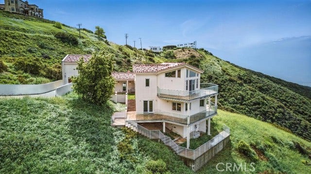 Property photo for 2501 Barrymore DR, Malibu, CA