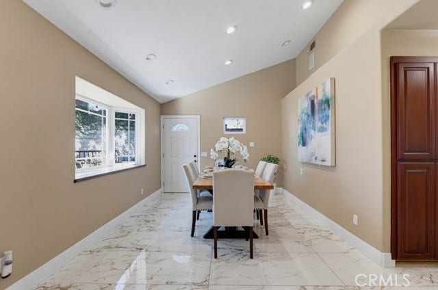 5550 E Edgemar, Anaheim, CA 92807