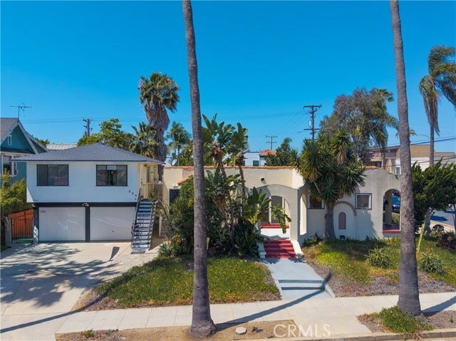 Property photo for 4124 E Broadway, Long Beach, CA
