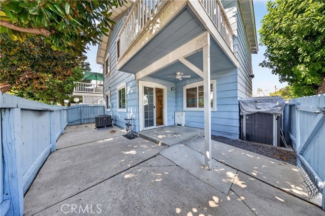 7025 Glade Ave, #2, Canoga Park, CA 91303 7025 Glade Ave, #2, Canoga Park, CA 91303