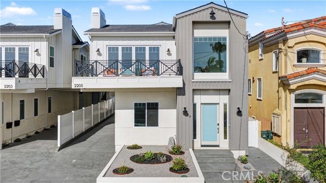 Property photo for 2205 Mareshallfield LN, #B, Redondo Beach, CA