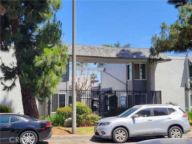 Property photo for 5500 Ackerfield, Long Beach, CA