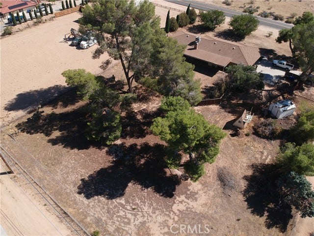 19430 Tomahawk RD, Apple Valley, CA 92307