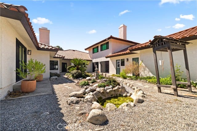831 Pomello, Claremont, CA 91711