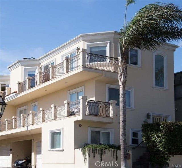Property photo for 417 Marine AVE, Manhattan Beach, CA