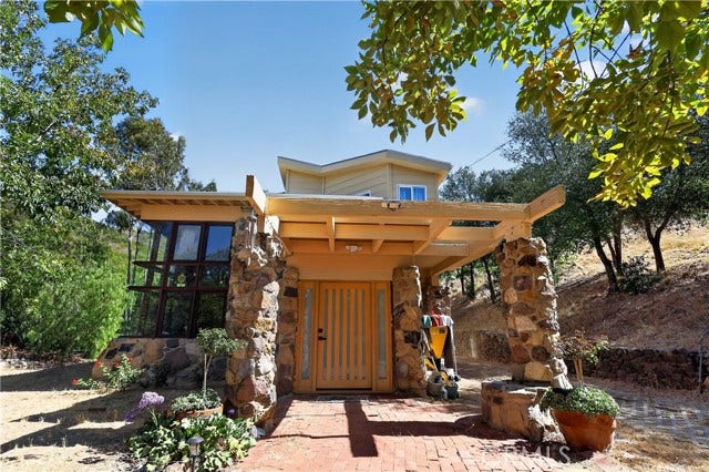 Property photo for 2914 S Foose RD, Malibu, CA
