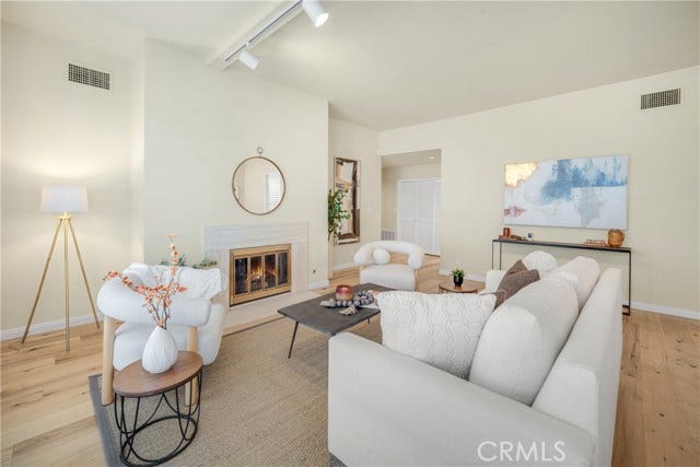 Property photo for 1870 Veteran AVE, #101, Los Angeles, CA