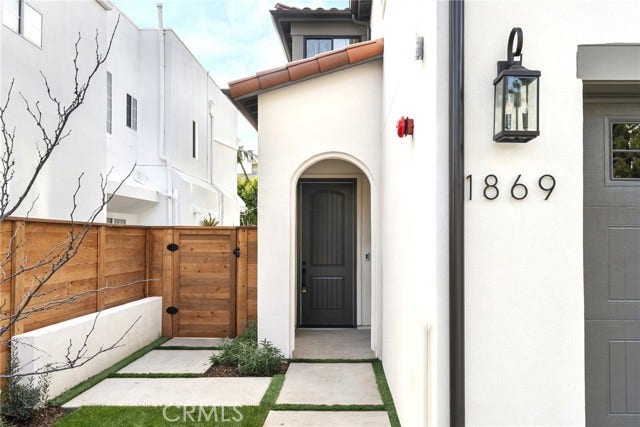 Property photo for 1869 Benecia, Los Angeles, CA