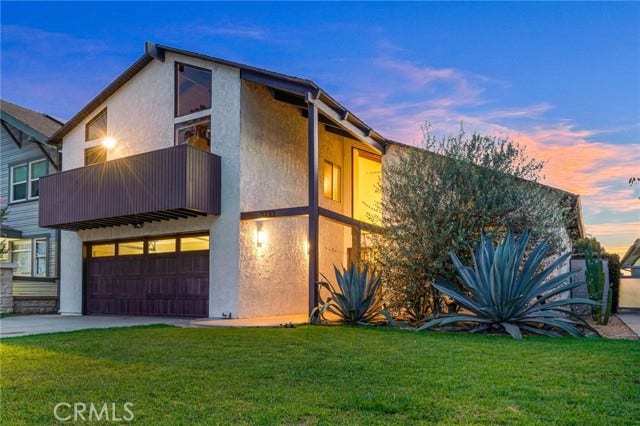 Property photo for 3733 Pine, Long Beach, CA