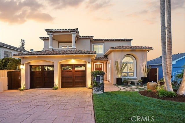 Property photo for 1427 19th ST, Manhattan Beach, CA
