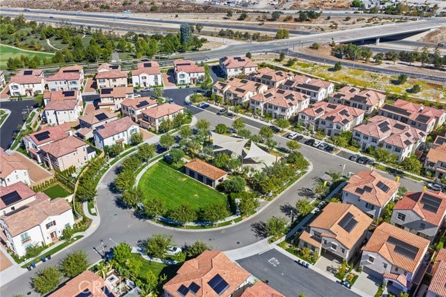 115 fairgreen, Irvine, CA 92618