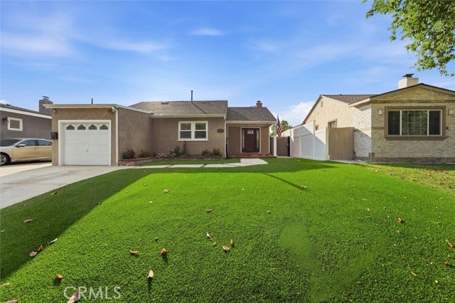 Property photo for 3329 N Los Coyotes Diagonal, Long Beach, CA