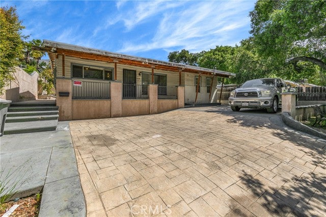 Property photo for 3639 Honolulu Avenue, Glendale, CA
