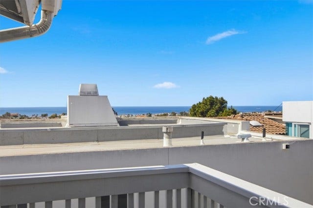 941 1st ST, Hermosa Beach, CA 90254