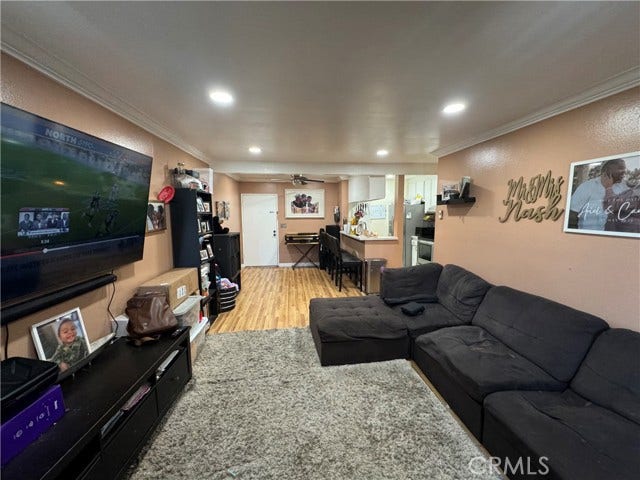 Property photo for 550 W Regent, #342, Inglewood, CA
