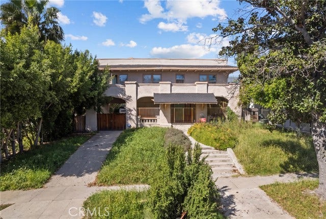 Property photo for 1021 S Gramercy, Los Angeles, CA