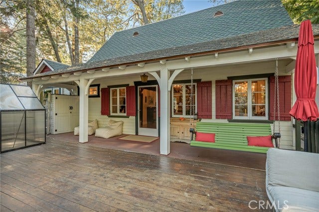 28782 Cedar DR, Lake Arrowhead, CA 92352