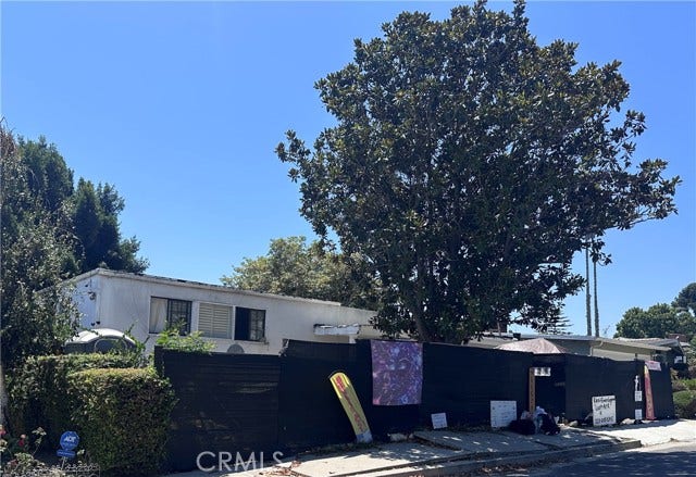 Property photo for 4258 Don Luis, Los Angeles, CA