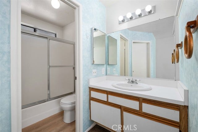 63 Huntington, Irvine, CA 92620