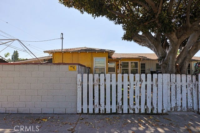 Property photo for 6158 Cahuenga, Los Angeles, CA