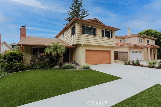 Property photo for 371 Manila, Long Beach, CA