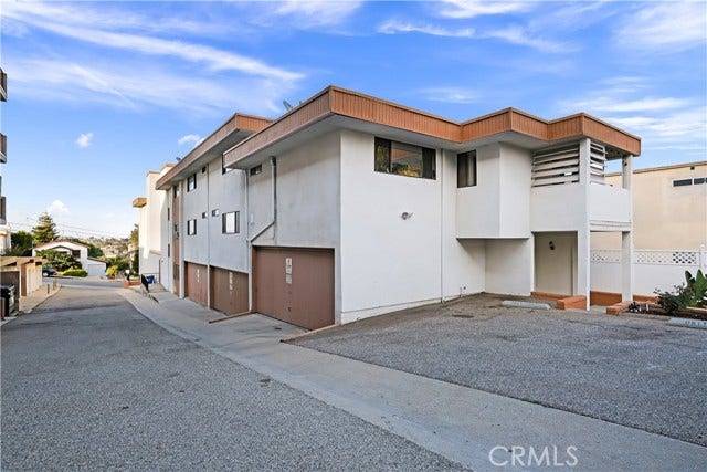 Property photo for 665 W 24th, #315, San Pedro, CA