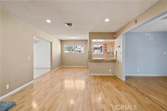 10561 Marklein, Mission Hills, CA 91345