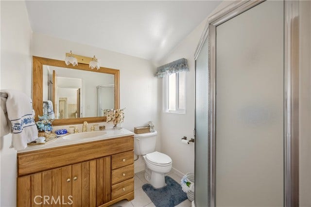 Shared upstairs bath