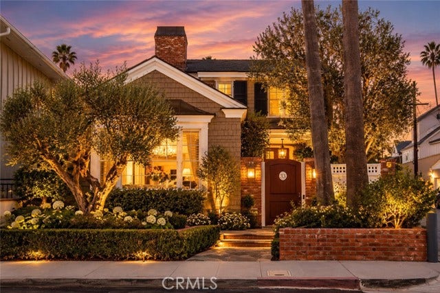 Property photo for 33 Palermo WALK, Long Beach, CA