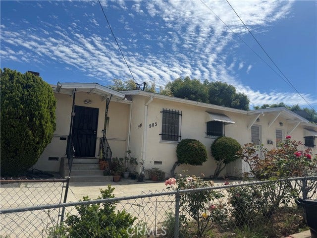 Property photo for 981 W Kensington, Los Angeles, CA
