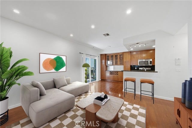 Property photo for 1554 N Hobart, #2, Los Angeles, CA