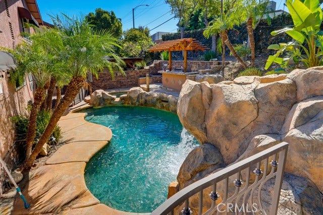 5550 E Edgemar, Anaheim, CA 92807