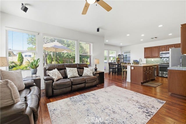 28473 Connick PL, Saugus, CA 91350