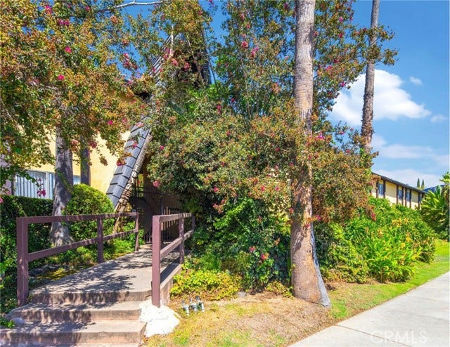 1817 E 2nd ST, Duarte, CA 91010
