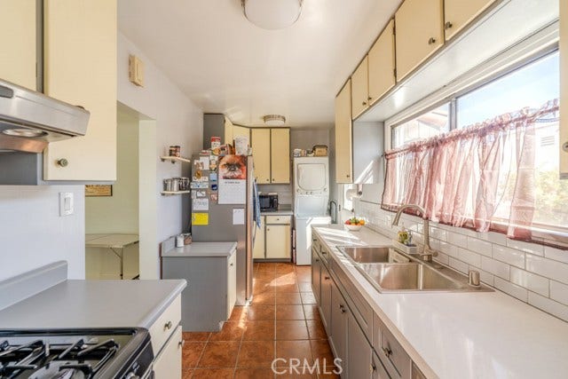 1539 W 94th PL, Los Angeles, CA 90047 1539 W 94th PL, Los Angeles, CA 90047
