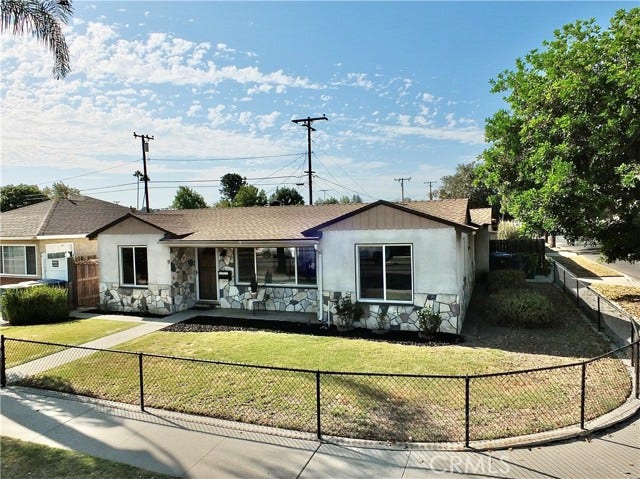 Property photo for 3502 E Allington ST, Long Beach, CA