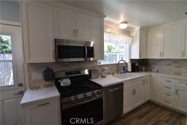 Property photo for 6242 Kenwater, Los Angeles, CA